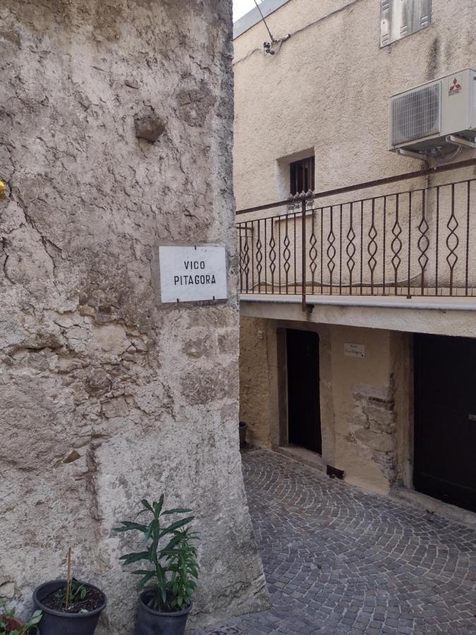 Vila Casa Pitagora Pesche Exteriér fotografie